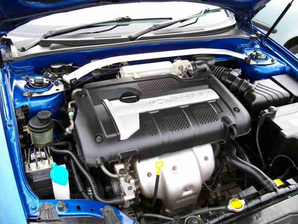 Front Strut Brace - Hyundai Tiburon